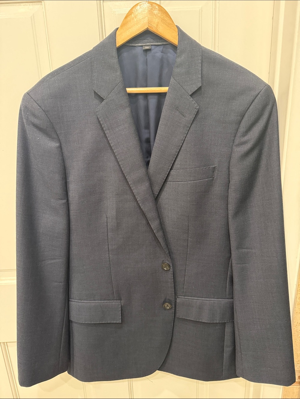 J. Crew Men's Ludlow Navy Blue Two-Button Blazer